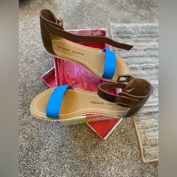 Chinese Laundry laguna sandals brand new size 9 - Picture 1 of 5